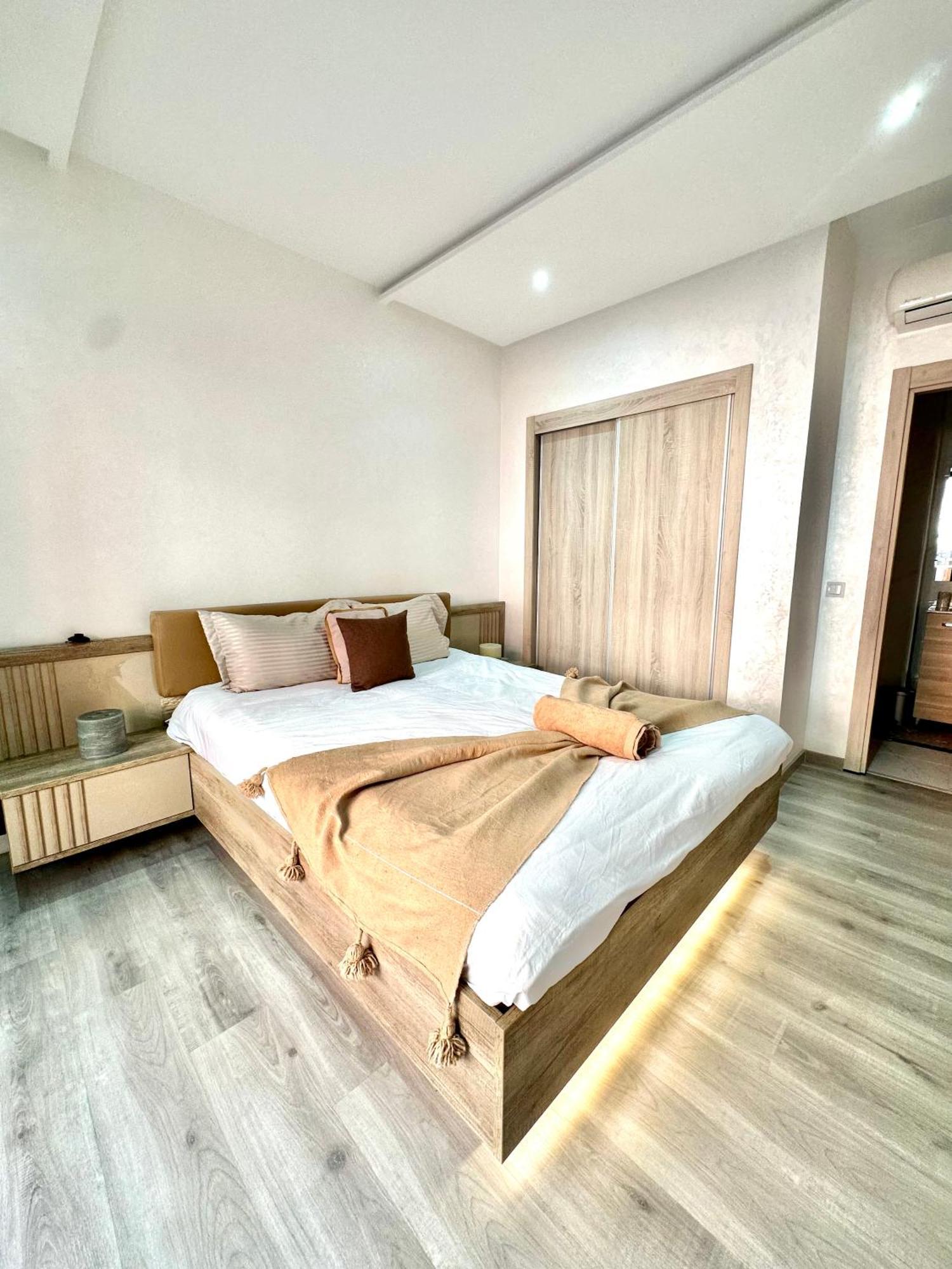 Condo In Marrakech With Pool 马拉喀什 外观 照片